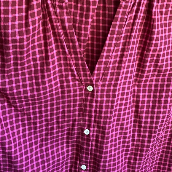 Pink checkered sleeveless blouse - Picture 5 of 5